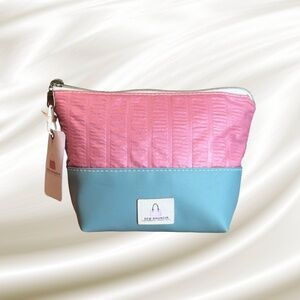 Handmade Zipper Pouch - Vintage Matelasse Fabric - Cottagecore